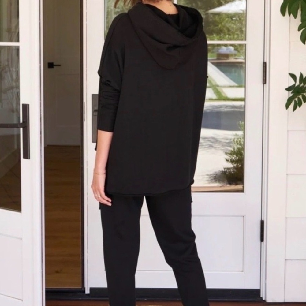 Frank & Eileen Venice Travel Set Size Large Black - Brand new still in box!!!!! - Picture 3 of 8